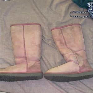 Pink Uggs